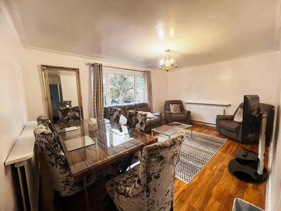 Shared House In Central Location Inverness Esterno foto